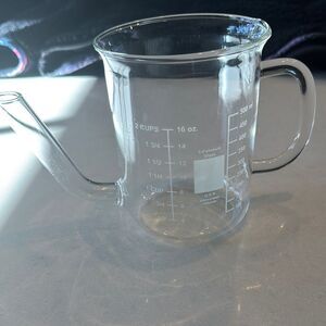 Catamount 2 cup Glass Measuring Cup with Spout fat separator, nice shape.